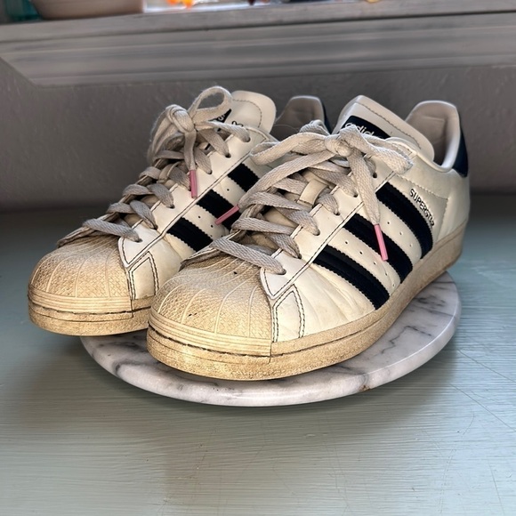 Adidas shell toes ! ANDRE SARAIVA SIZE 7 - Picture 1 of 10